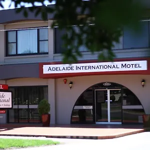 Motel International, Adelaida